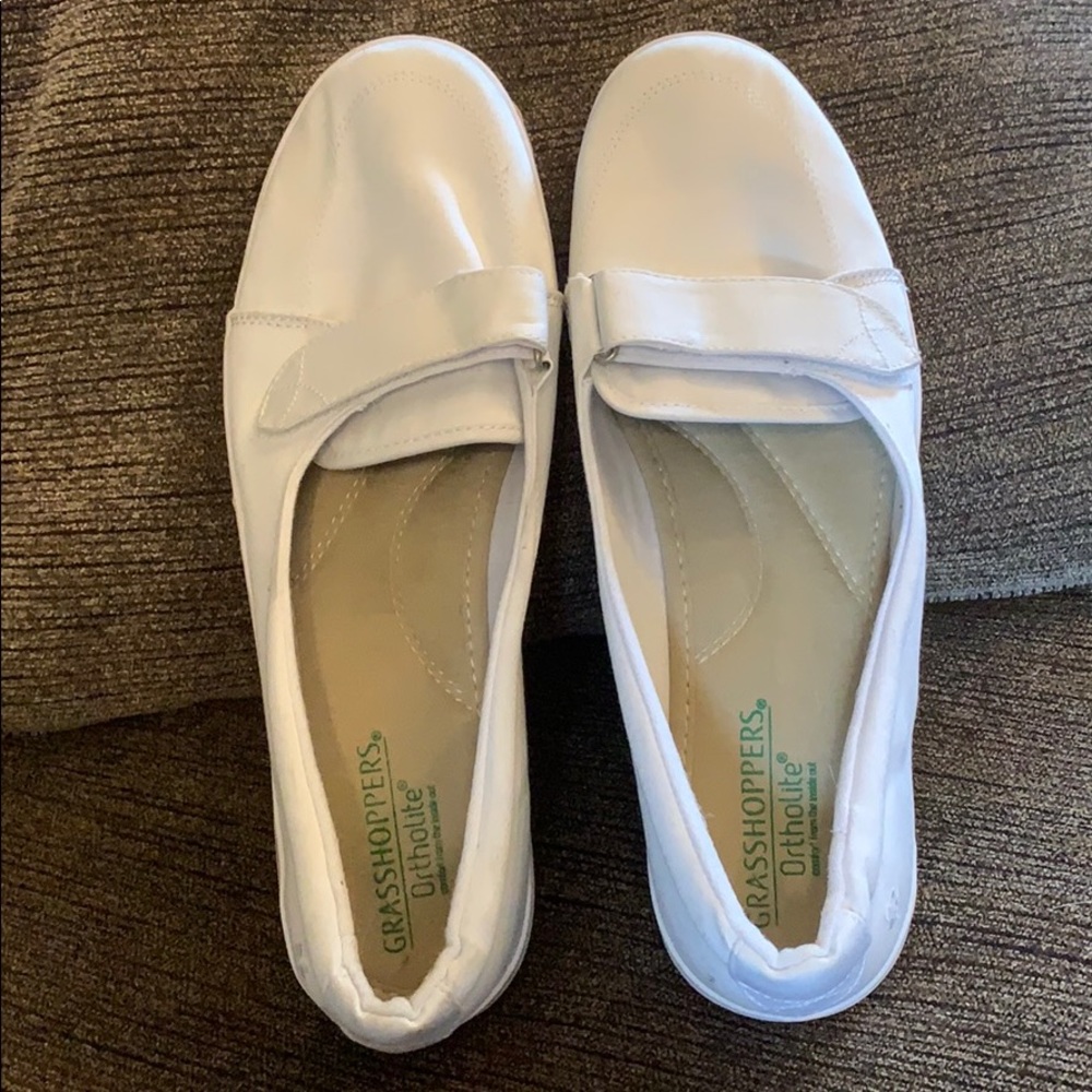 4/$30 Grasshopper Ortholite Shoes